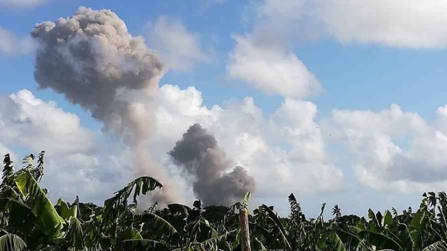 Reportan dos explosiones en unidad militar en Cuba