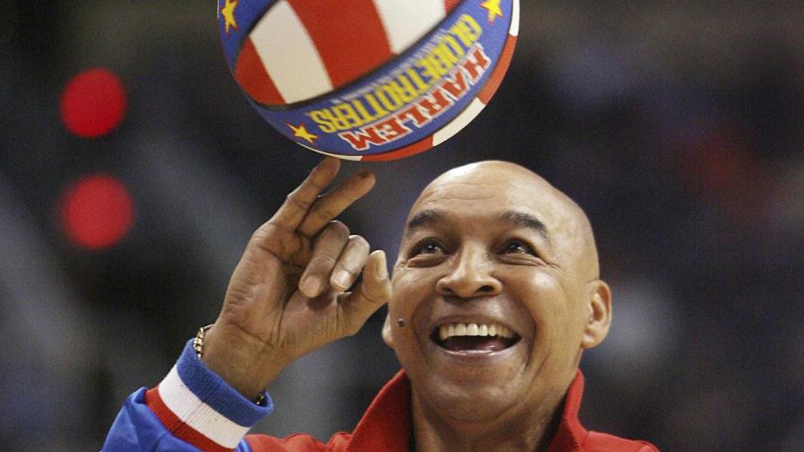 La figura de los Globetrotters Curly Neal muere a los 77 años