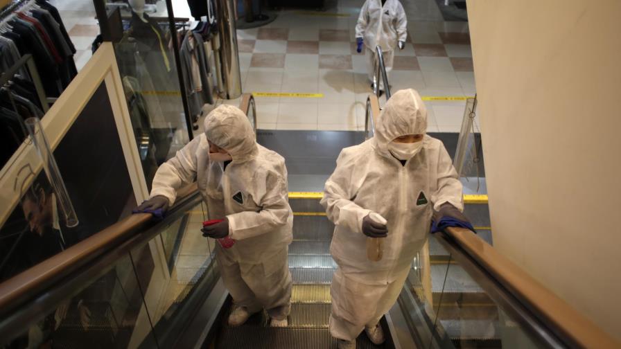 El nuevo virus llena hospitales en cada vez más lugares El nuevo virus llena hospitales en cada vez más lugares