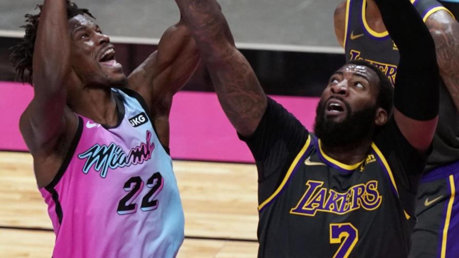 Heat vence por 110-104 a unos diezmados Lakers
