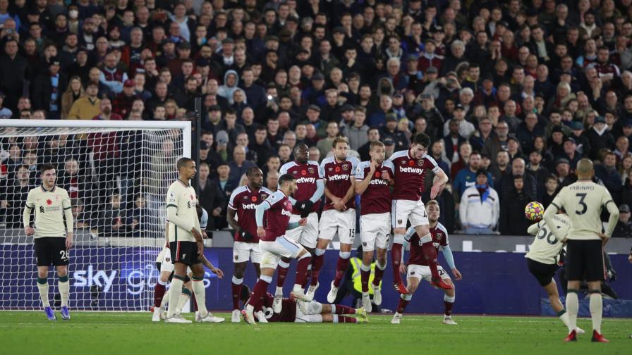 Laterales derechos, nueva arma ofensiva de Inglaterra