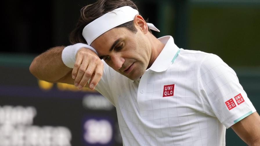 Federer se baja de torneos en Toronto y Cincinnati