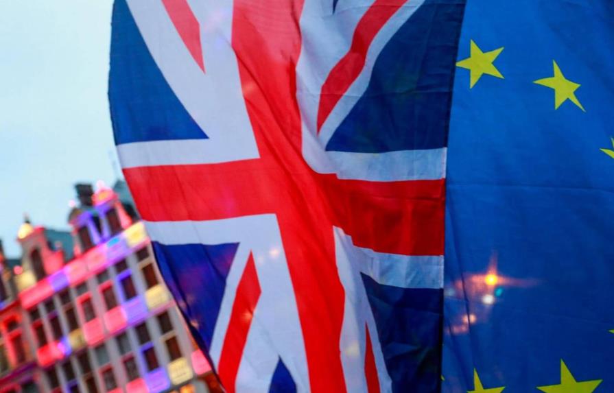 Países de UE piden acelerar preparación si no hay acuerdo con el Reino Unido