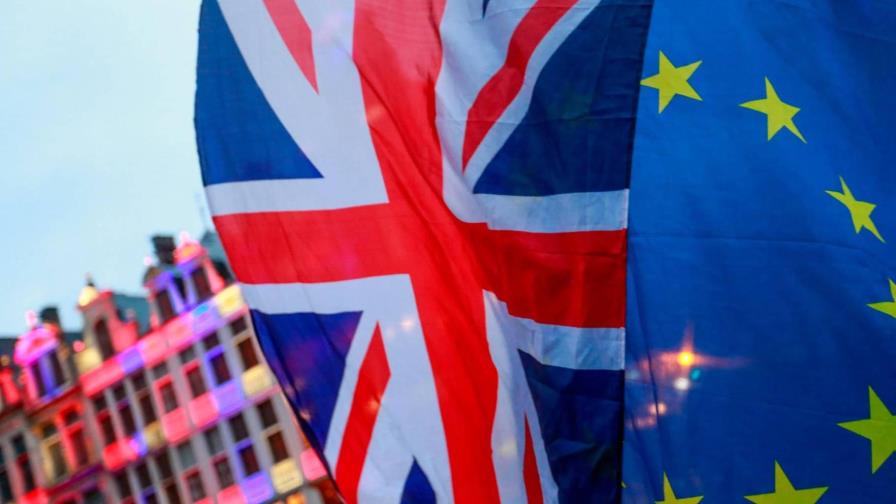 Países de UE piden acelerar preparación si no hay acuerdo con el Reino Unido