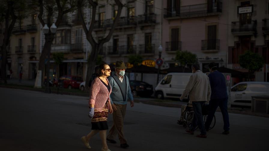 España exigirá que visitantes pasen 15 días en cuarentena