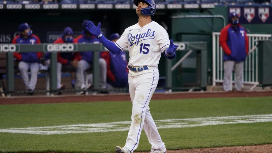 Reales superan a Rangers en explosivo juego inaugural