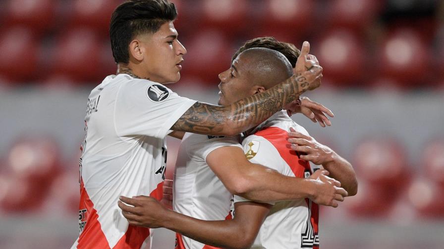 River y Santos avanzan a cuartos de final en Libertadores River y Santos avanzan a cuartos de final en Libertadores