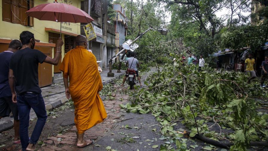 India y Bangladesh inician recuperación tras paso de ciclón
