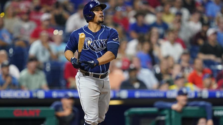 Con jonrón del dominicano Mejía en la novena, Rays vencen a Filis