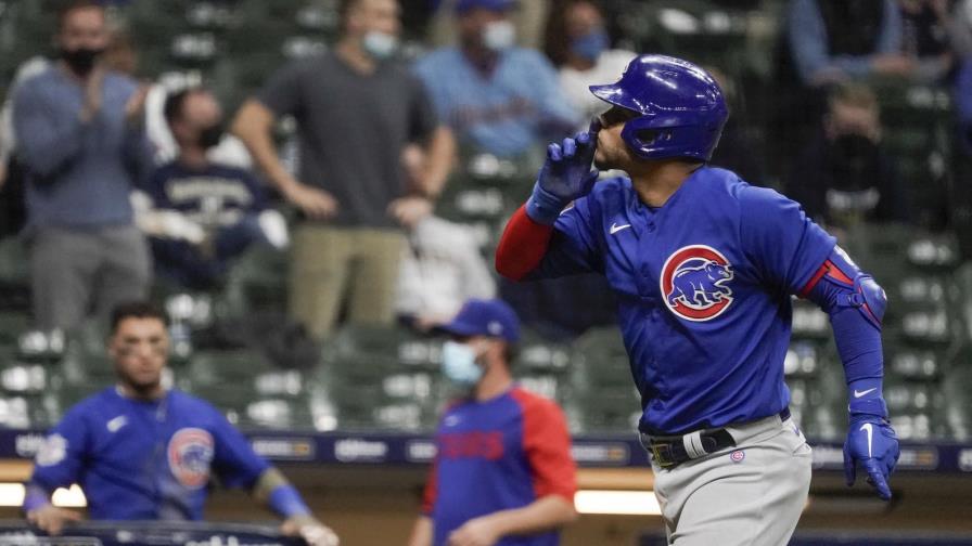 Golpeado de nuevo, Contreras pega jonrón; Cachorros ganan