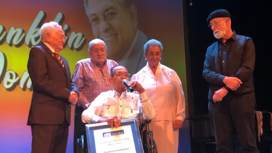 Ministerio de Cultura rinde homenaje a Franklin Domínguez