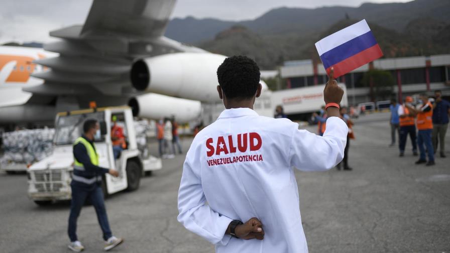 Venezuela recibe primer lote de la vacuna rusa Sputnik V