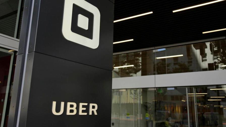 Uber concede a sus conductores británicos el estatuto de empleados, una primicia mundial 