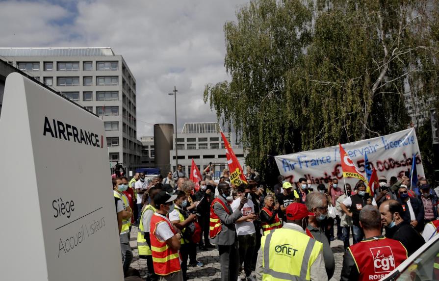 Por crisis aérea, Air France despedirá a 7.500 trabajadores