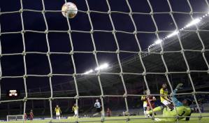 Argentina gana 2-0 a Chile y Venezuela 1-0 a Ecuador