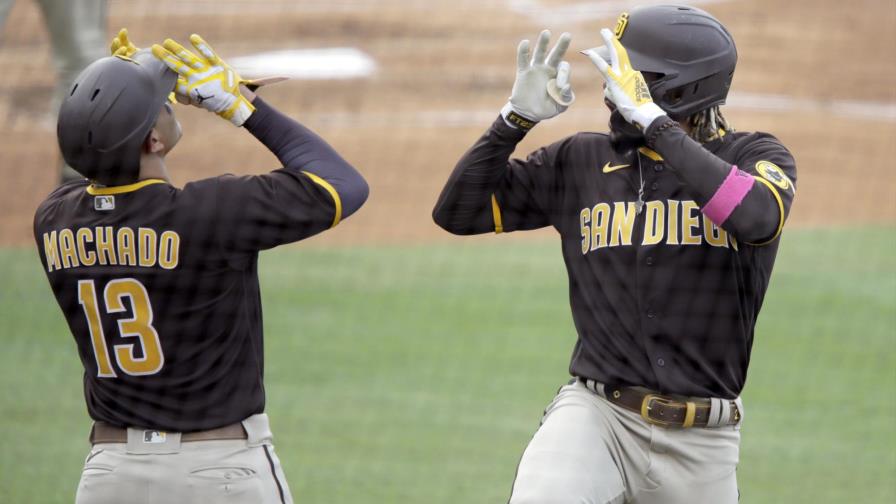 Los Padres remontan y derrotan a los Dodgers 8-7 en el 11mo