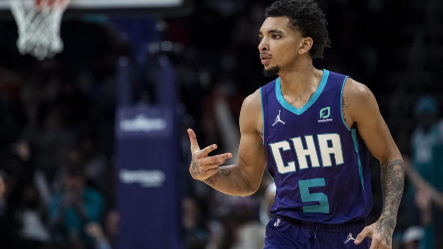 Hornets aprovechan fallas de Fox y superan a Kings