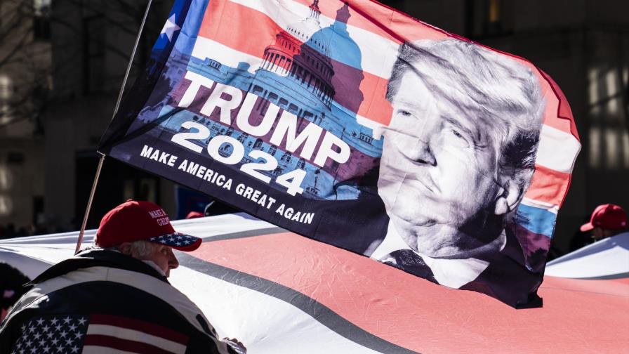 Los republicanos mueven sus piezas, pendientes de Trump