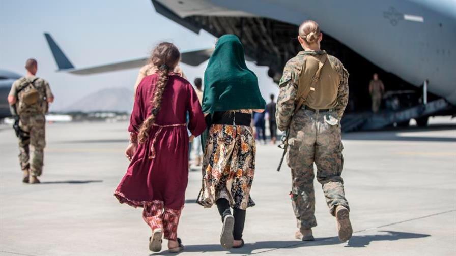 G7 exige a los talibanes que permitan la evacuación más allá del 31 de agosto