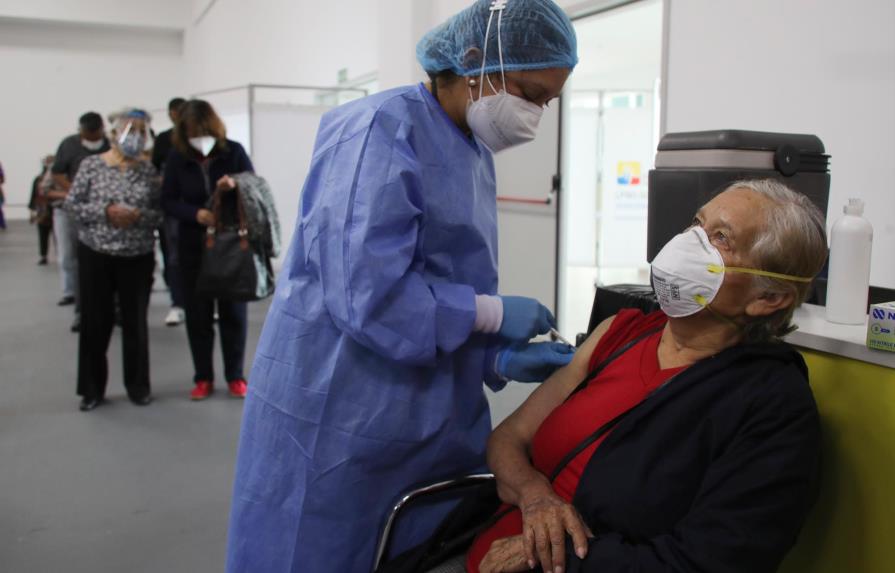 OPS: Latinoamérica no está recibiendo suficientes vacunas