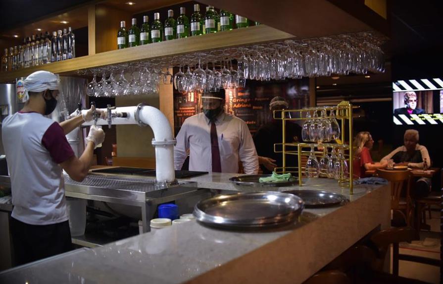 El 13% de los restaurantes y bares en España cerraron debido a la pandemia