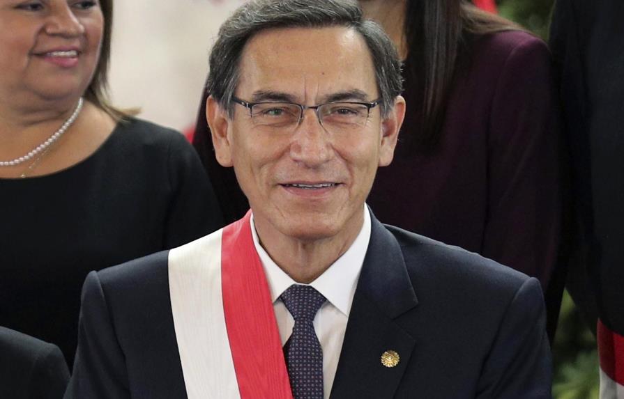 Perú se queda sin ministros durante su peor crisis sanitaria