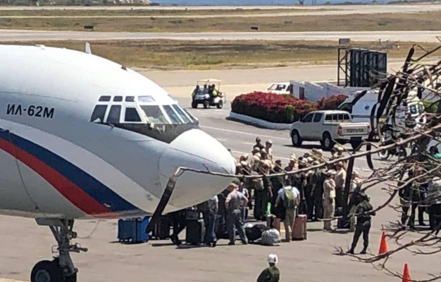 Aeronaves militares rusas aterrizan en el principal aeropuerto venezolano