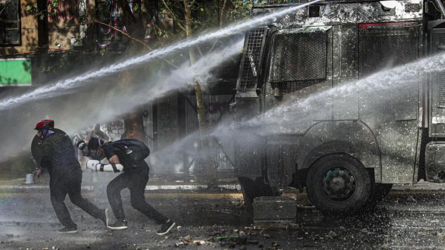 Paro general en Chile que llega a su 26 jornadas de movilizaciones Paro general en Chile que llega a su 26 jornadas de movilizaciones