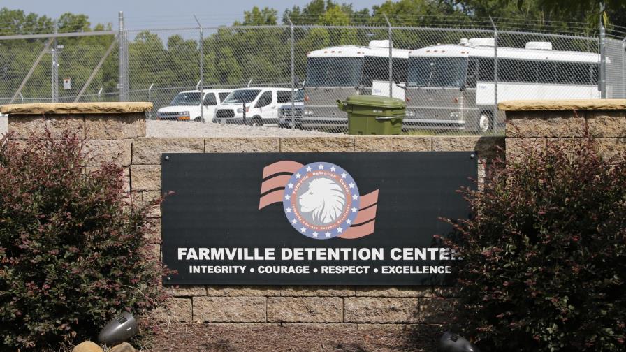 EEUU: Reporte sugiere liberar a ciertos migrantes por COVID