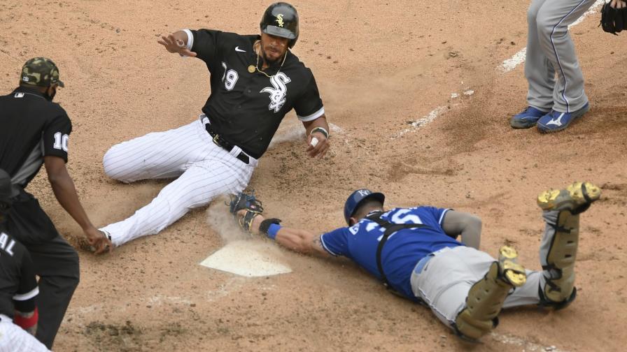Con carrera de Abreu, Medias Blancas dejan tendidos a Reales