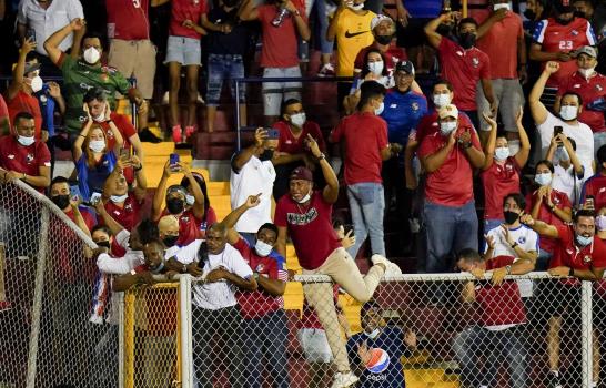 México rescata otro empate en Panamá y sigue líder