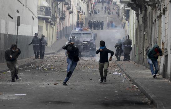 Ecuador: sindicalistas protestan y gobierno busca diálogo Ecuador: sindicalistas protestan y gobierno busca diálogo