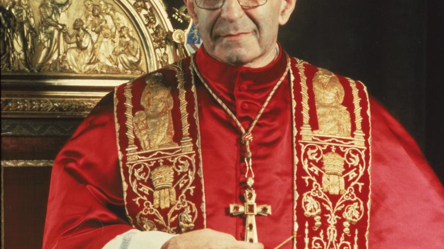 Papa aprueba acreditar milagro a Juan Pablo I hacia santidad