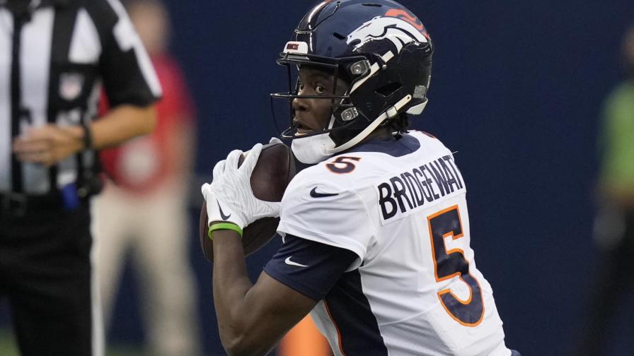 Broncos designan a Bridgewater como QB titular