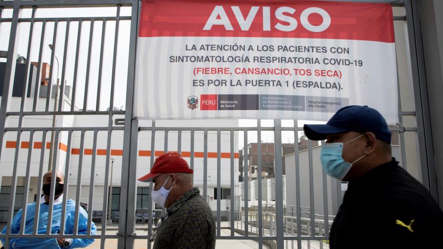 Perú mantendrá toque de queda hasta controlar contagios de coronavirus
