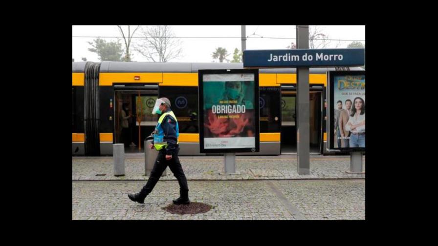 Trump llama al presidente de Portugal y elogia la gestión lusa de la COVID-19
