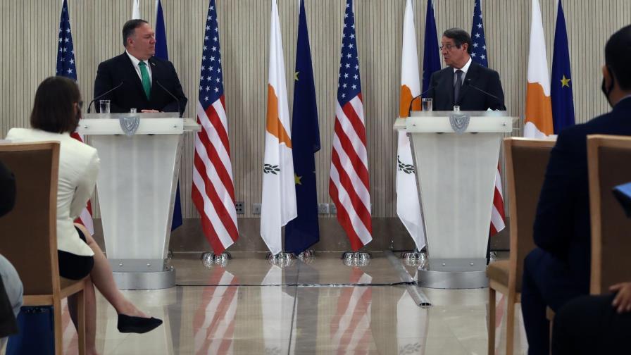 Pompeo pide solución diplomática a crisis en el Mediterráneo