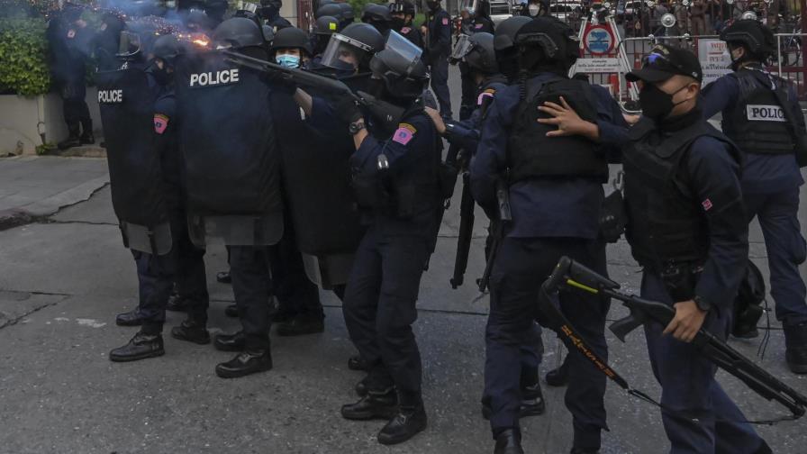 Tres heridos en protestas en Tailandia