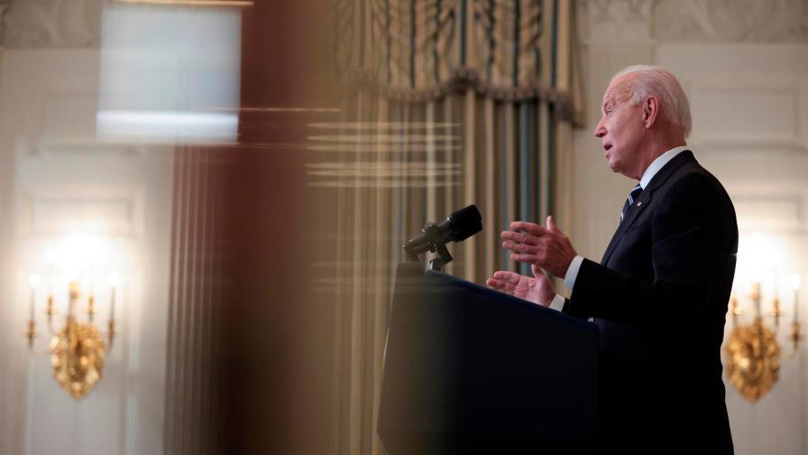 Biden habla con Xi sobre cómo evitar que su pugna “derive en un conflicto”