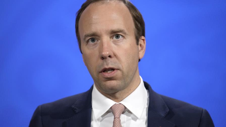 Renuncia secretario de Salud británico en medio de polémica Renuncia secretario de Salud británico en medio de polémica