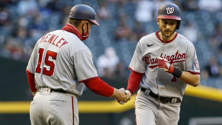 Turner jonronea en 1ro, Nacionales noquean a Arizona 17-2