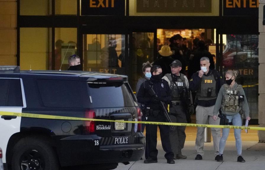 Son ocho los heridos por tiroteo en centro comercial en Wisconsin