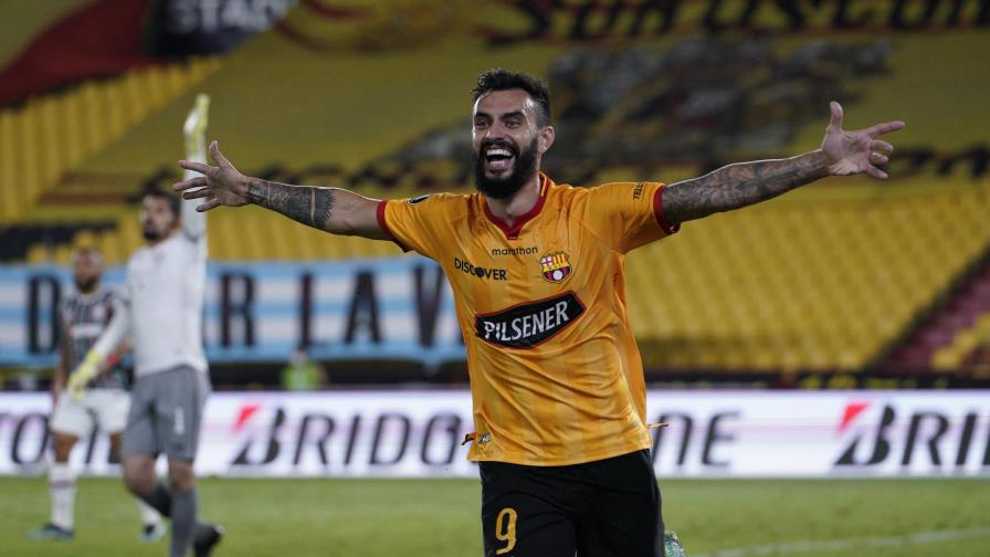 Barcelona evita monopolio brasileño en semis de Libertadores