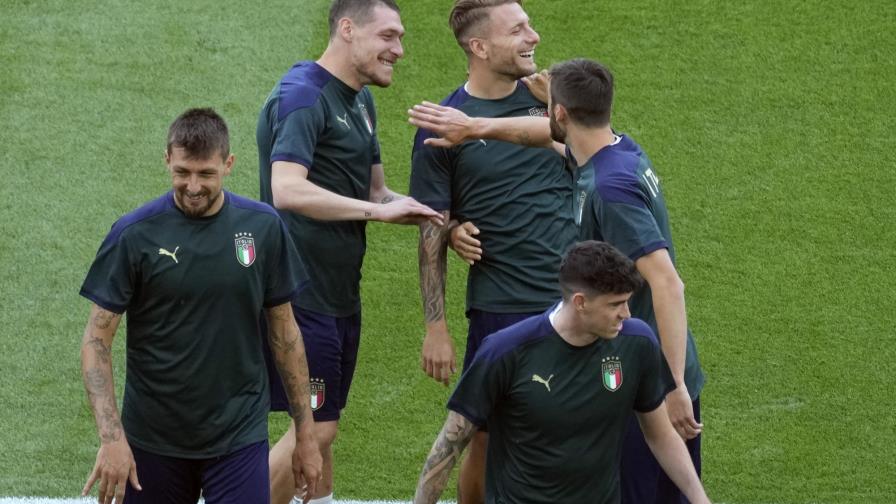 Suplentes italianos aguardan a Gales en Grupo A de Euro 2020