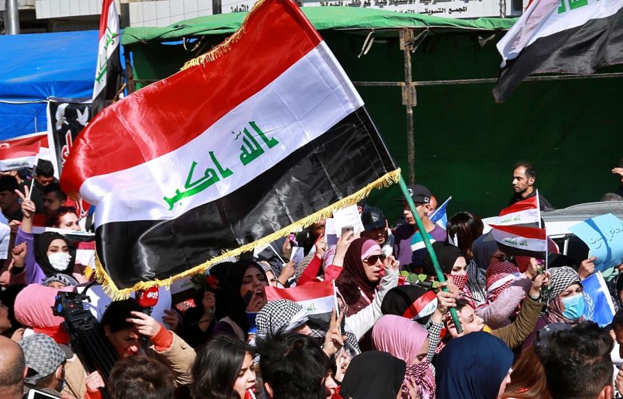 Protestas en Irak contra intento de marginar a mujeres