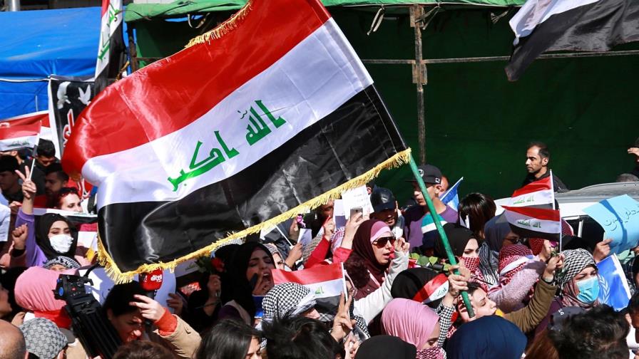 Protestas en Irak contra intento de marginar a mujeres Protestas en Irak contra intento de marginar a mujeres