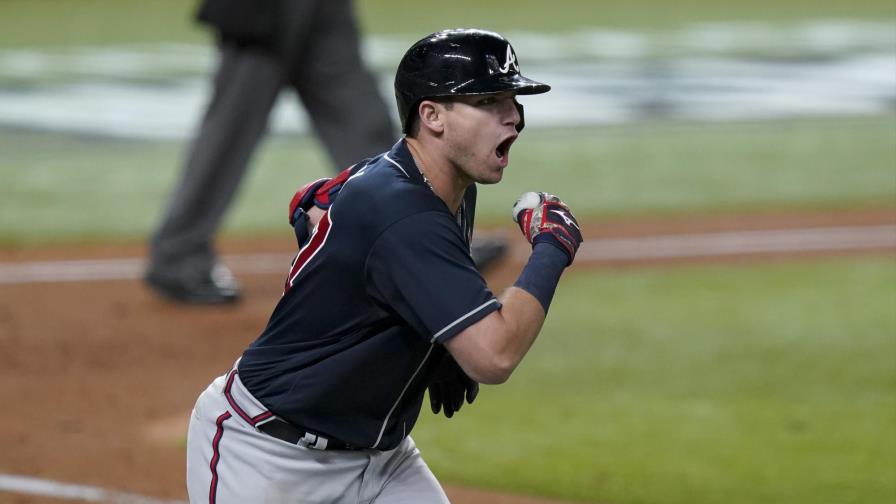 Jonrón de Riley lidera victoria 5-1 de Bravos ante Dodgers