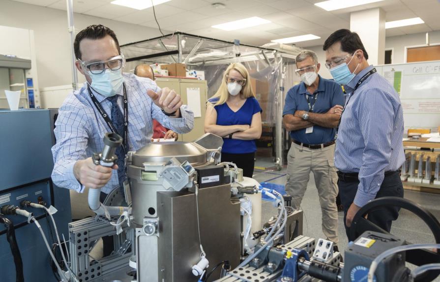 NASA probará primer inodoro espacial de 23 millones de dólares