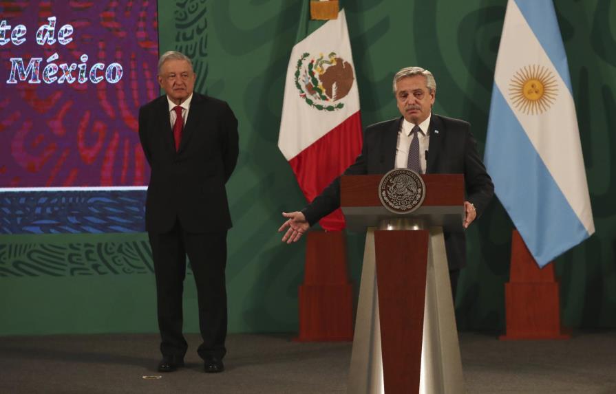 Argentina pide apoyo a México para vacuna sea bien global