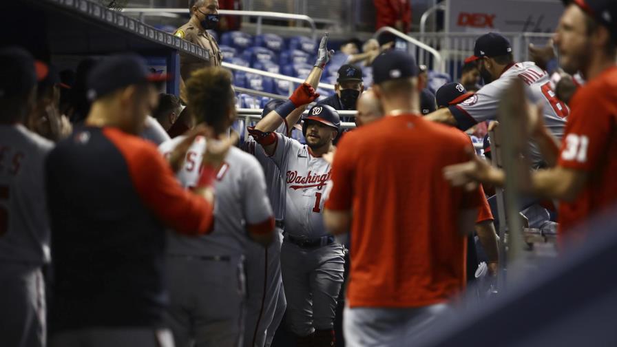 Nacionales superan 7-3 a Marlins con 2 jonrones de Schwarber Nacionales superan 7-3 a Marlins con 2 jonrones de Schwarber